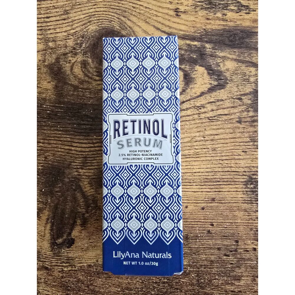 LilyAna Naturals Retinol Serum, 1oz, NIB